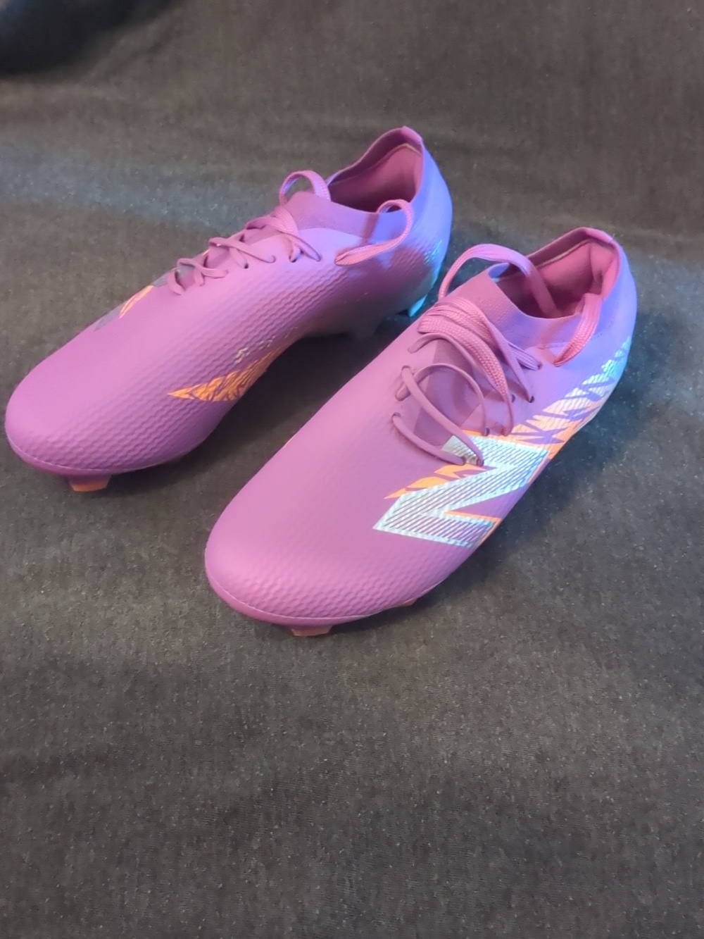 NWOB New Balance Furon Team V8 FG Soccer Cleats Women's Size 7 D Purple